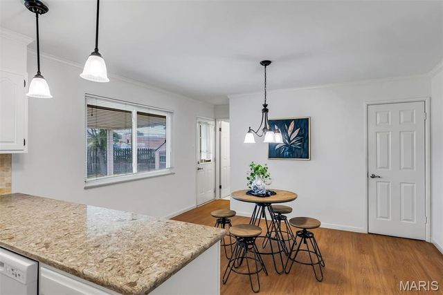 1525 Pepperhill Drive, Florissant, MO 63033