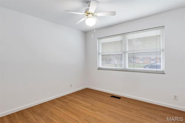 1525 Pepperhill Drive, Florissant, MO 63033