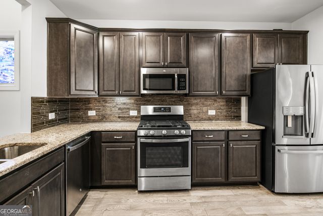 321 Cottonwood Circle, Peachtree City, GA 30269