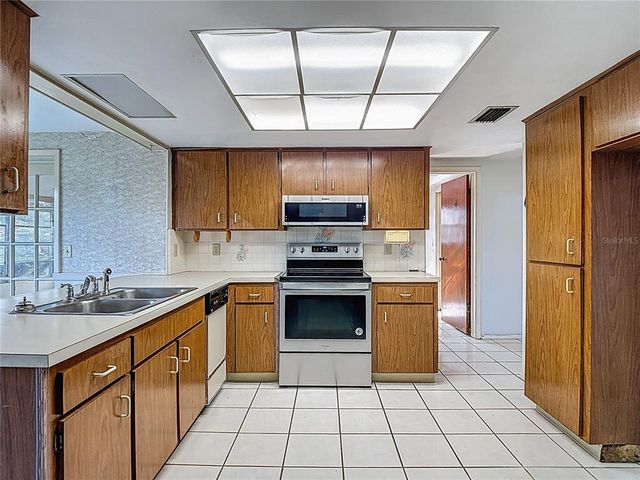 7109 KAPP COURT, New Port Richey, FL 34653