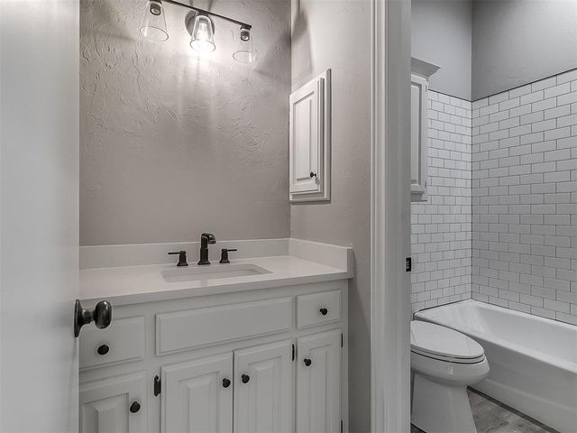 6709 NW 119th Street, Oklahoma City, OK 73162