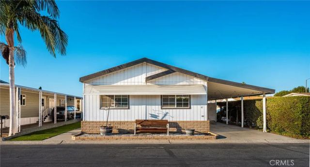 201 Collins West 47, Orange, CA 92867