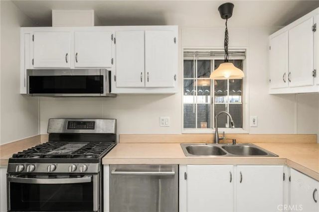 201 Collins West 47, Orange, CA 92867