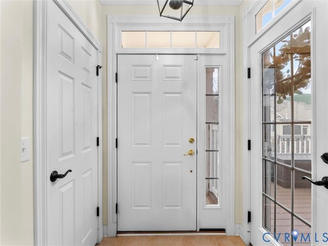 9335 Amberleigh Cir, North Chesterfield, VA 23236