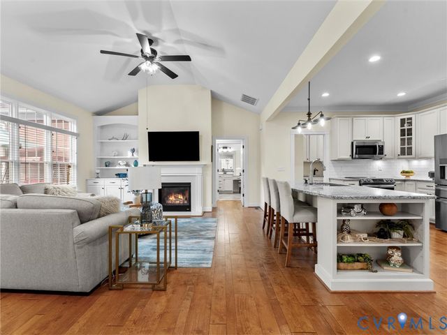 9335 Amberleigh Cir, North Chesterfield, VA 23236