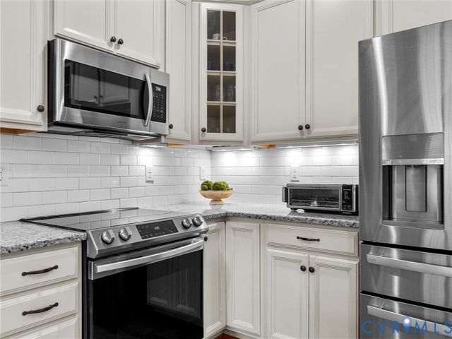 9335 Amberleigh Cir, North Chesterfield, VA 23236