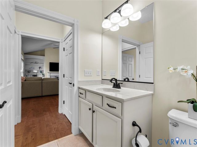 9335 Amberleigh Cir, North Chesterfield, VA 23236