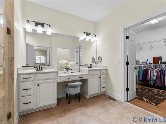 9335 Amberleigh Cir, North Chesterfield, VA 23236