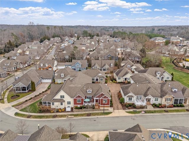 9335 Amberleigh Cir, North Chesterfield, VA 23236