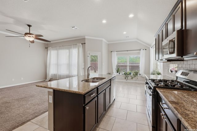 15223 Stagehand Dr, San Antonio, TX 78245