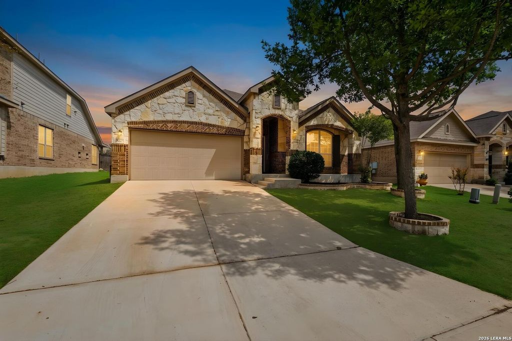 15223 Stagehand Dr, San Antonio, TX 78245