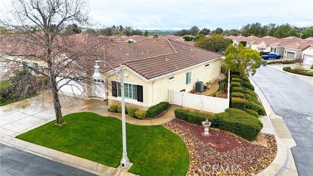 1587 Summerlin Court, Beaumont, CA 92223