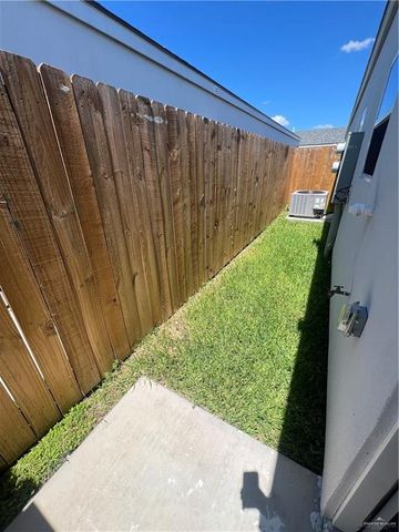 408 Sparrow Road 2, Weslaco, TX 78596