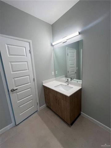 408 Sparrow Road 2, Weslaco, TX 78596