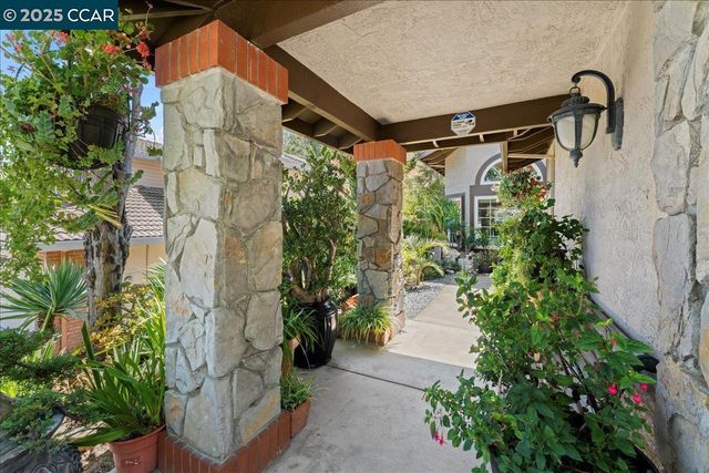 5378 Conestoga Way, Richmond, CA 94803