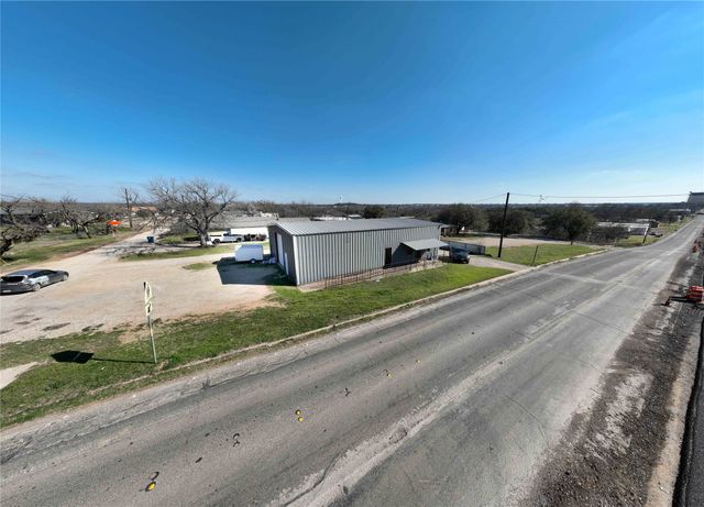 1108 N Breckenridge Avenue, Breckenridge, TX 76424