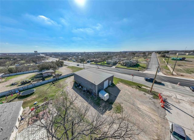 1108 N Breckenridge Avenue, Breckenridge, TX 76424