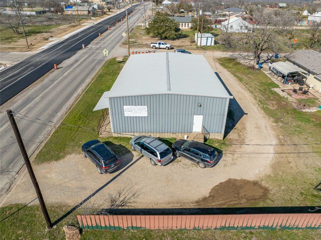 1108 N Breckenridge Avenue, Breckenridge, TX 76424