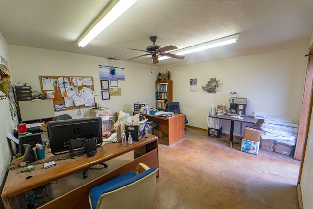 1108 N Breckenridge Avenue, Breckenridge, TX 76424