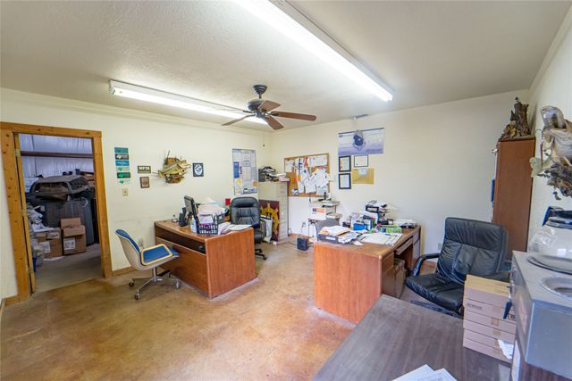 1108 N Breckenridge Avenue, Breckenridge, TX 76424