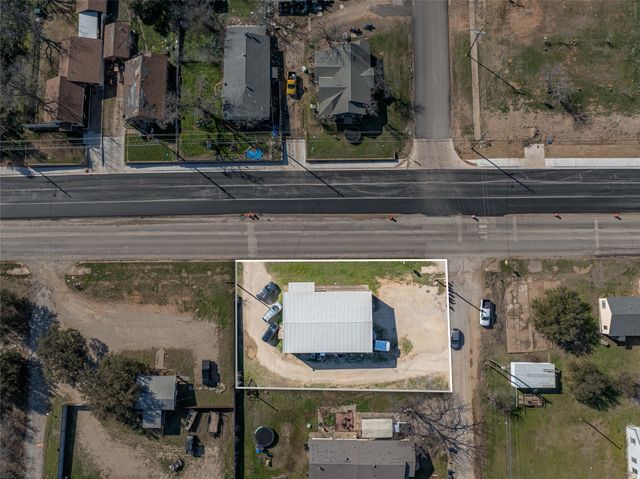 1108 N Breckenridge Avenue, Breckenridge, TX 76424