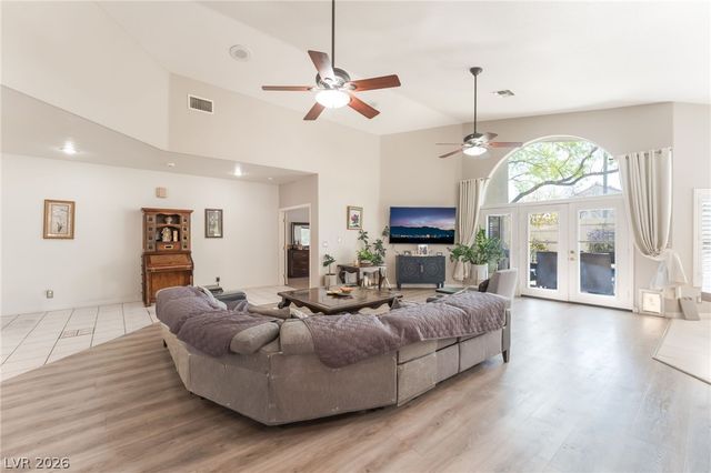 8048 Marbella Circle, Las Vegas, NV 89128