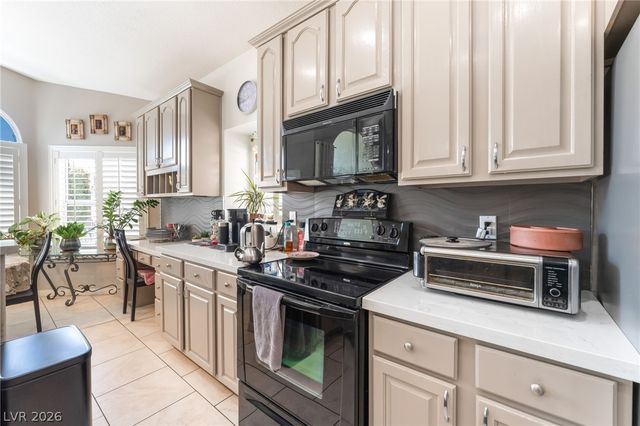 8048 Marbella Circle, Las Vegas, NV 89128