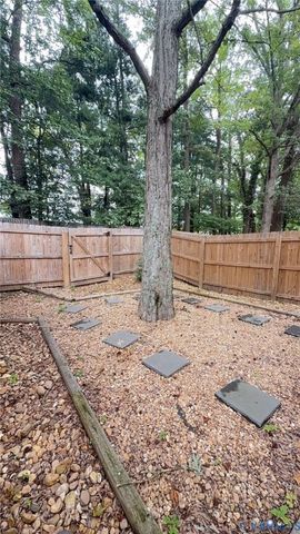 7946 Provincetown Dr, Chesterfield, VA 23235