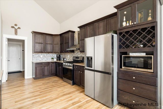 2200 LEDOUX DR, Cheyenne, WY 82007