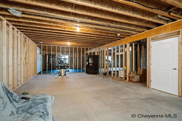 2200 LEDOUX DR, Cheyenne, WY 82007