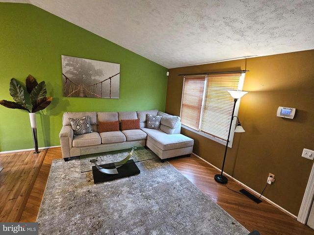 2017 BAINBRIDGE CT, Waldorf, MD 20602