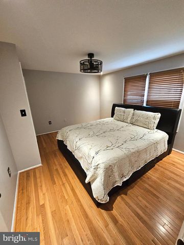 2017 BAINBRIDGE CT, Waldorf, MD 20602