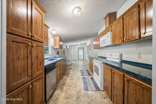 153 Tar Landing Road, Holly Ridge, NC 28445