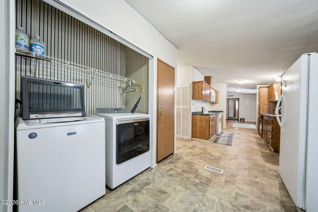 153 Tar Landing Road, Holly Ridge, NC 28445