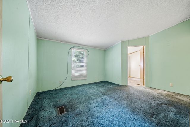 153 Tar Landing Road, Holly Ridge, NC 28445