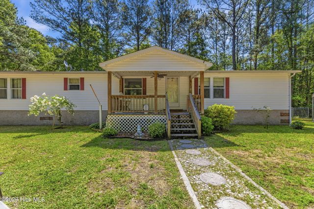 153 Tar Landing Road, Holly Ridge, NC 28445