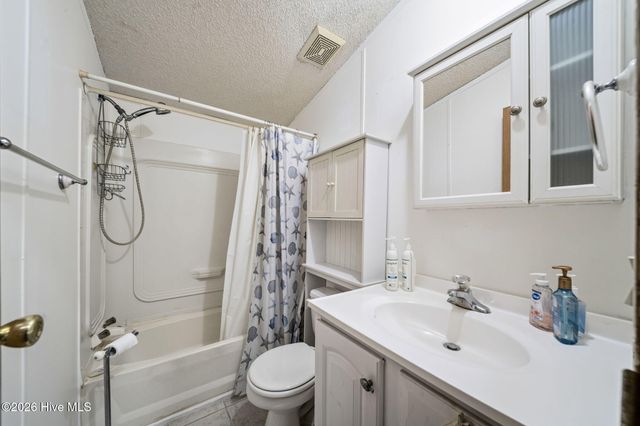153 Tar Landing Road, Holly Ridge, NC 28445