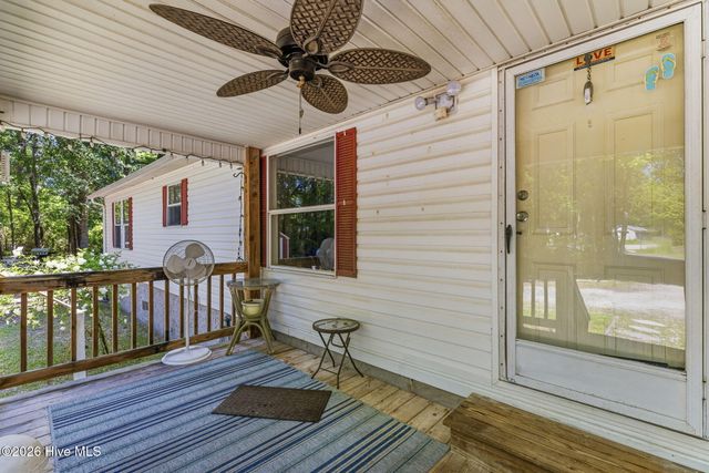 153 Tar Landing Road, Holly Ridge, NC 28445