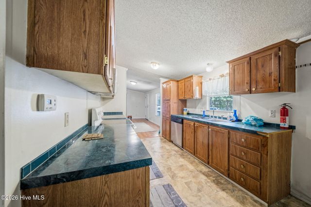 153 Tar Landing Road, Holly Ridge, NC 28445
