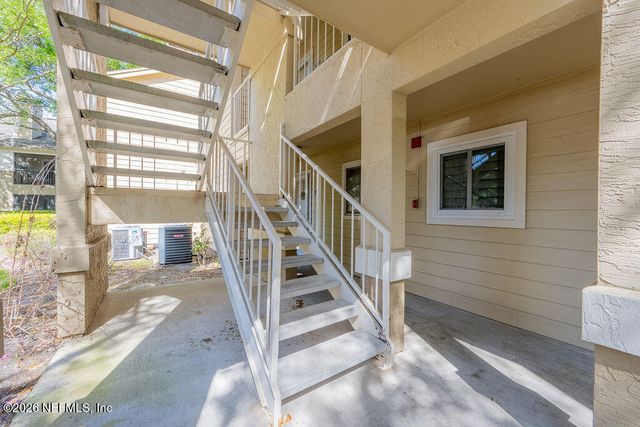 19 ARBOR CLUB Drive 211, Ponte Vedra Beach, FL 32082