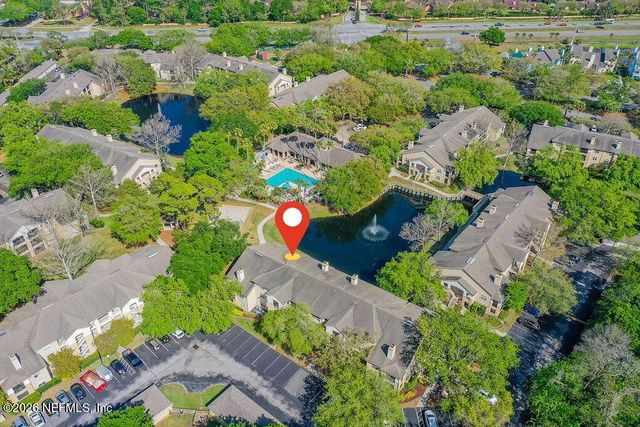 19 ARBOR CLUB Drive 211, Ponte Vedra Beach, FL 32082