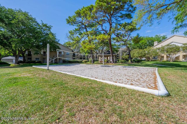 19 ARBOR CLUB Drive 211, Ponte Vedra Beach, FL 32082