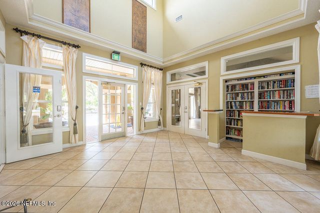 19 ARBOR CLUB Drive 211, Ponte Vedra Beach, FL 32082