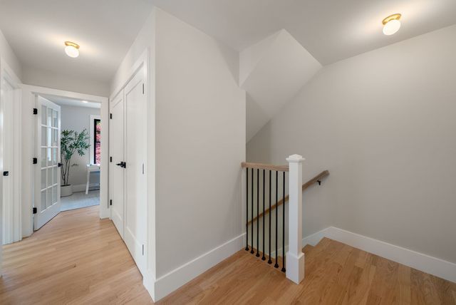 52 Lewis Ave 52, Arlington, MA 02474