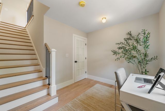 52 Lewis Ave 52, Arlington, MA 02474