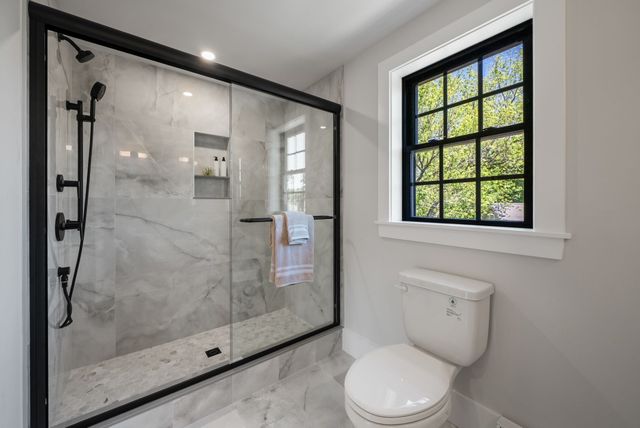 52 Lewis Ave 52, Arlington, MA 02474