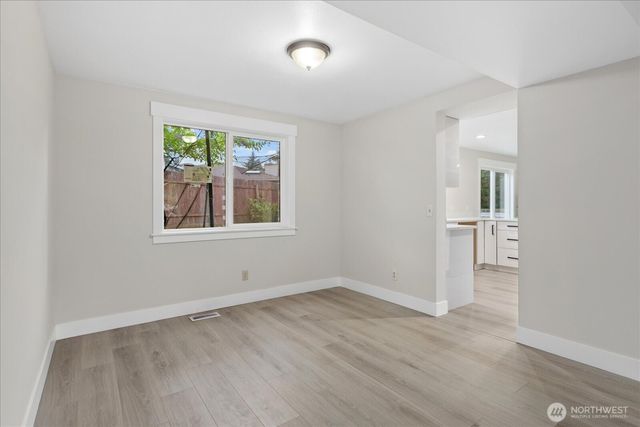 11206 SE 219th Place, Kent, WA 98031