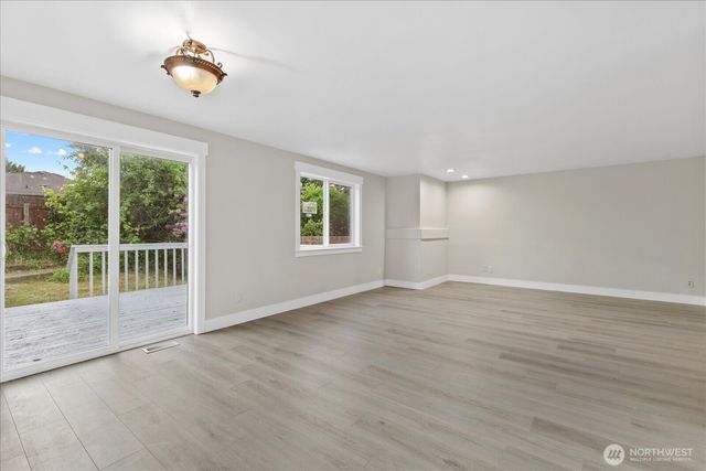 11206 SE 219th Place, Kent, WA 98031