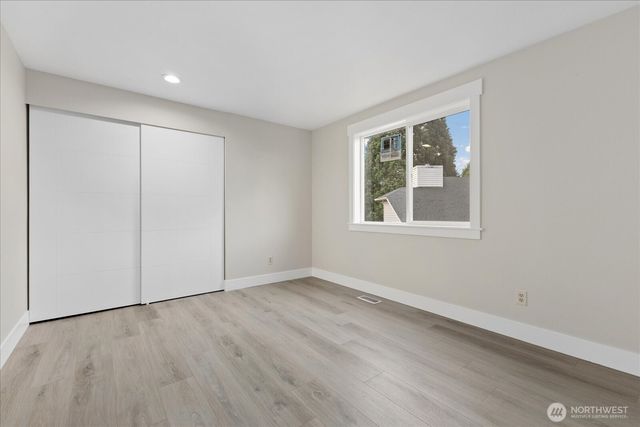 11206 SE 219th Place, Kent, WA 98031