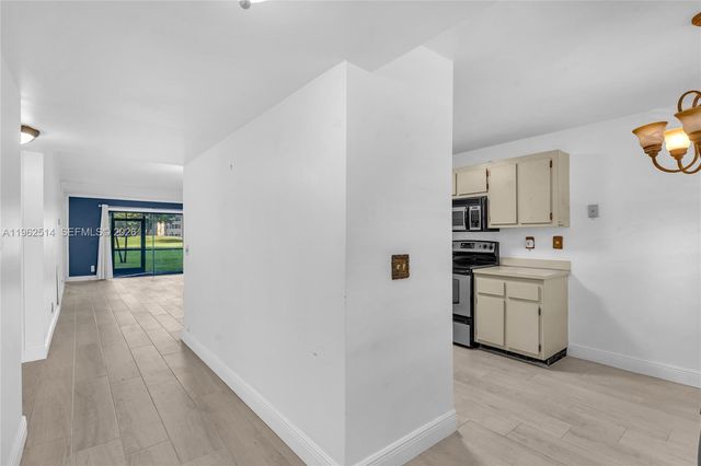 2606 NW 104th Ave 105, Sunrise, FL 33322